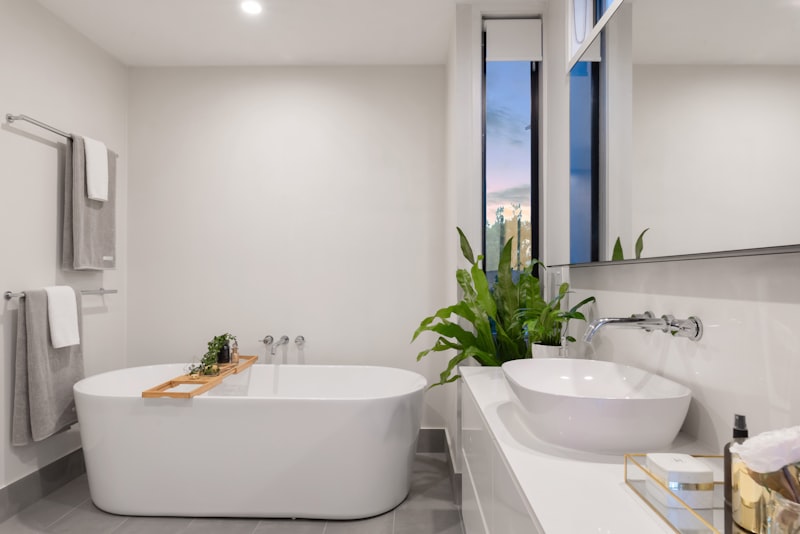 Bathroom with a wall-mounted floating vanity